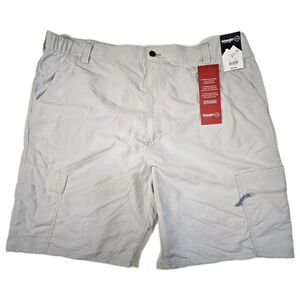 Wrangler ATG Peak Cargo Shorts Men’s 44 Gray Outdoor Hiking Nylon 9” Inseam NWT